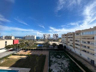 Apartament  Calle cervantes. Apartamento turístico a estrenar en villajoyosa con terraza de 2