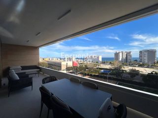 Apartament  Calle cervantes. Apartamento turístico a estrenar en villajoyosa con terraza de 2
