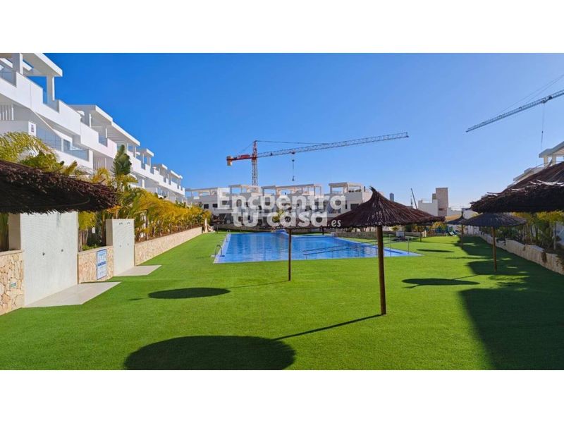 Foto fbf3192c-1a50-4bee-8b10-1aa204eaab52. Xalet amb calefacció aparcament piscina a balcón de Finestrat-terra marina Finestrat