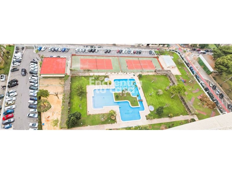 Foto e0eb0895-fe1a-49f4-ae55-d61bd7fa5f21. Pis amb calefacció aparcament piscina a Juzgados - Plaza de Toros Benidorm