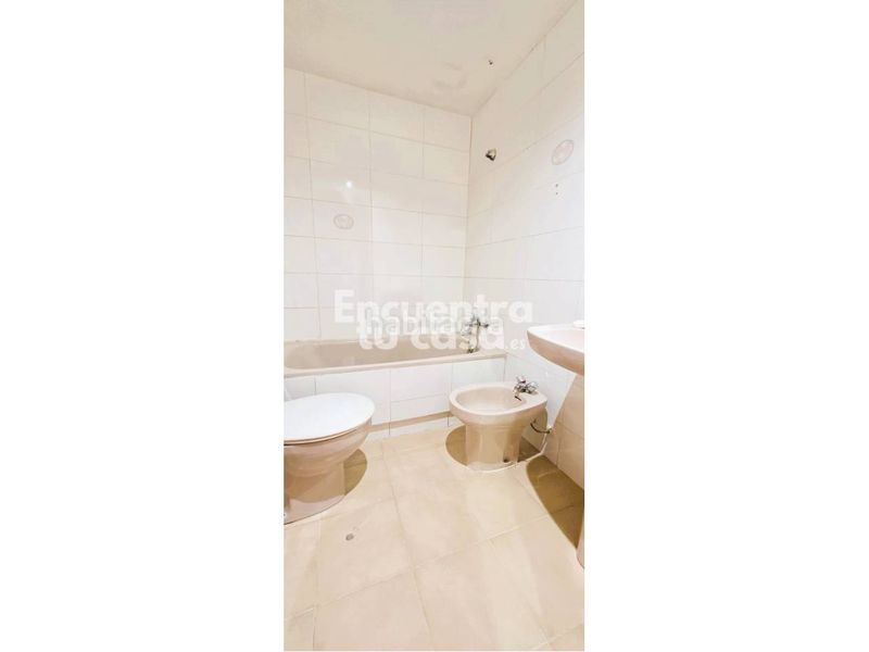 Foto f14f53a9-5bb1-440c-9179-23a3095aa01c. Pis amb calefacció aparcament piscina a Juzgados - Plaza de Toros Benidorm