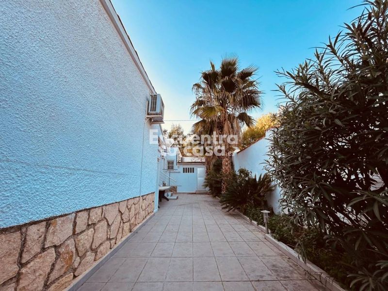 Foto a4a9e6e7-1fb1-4006-b8a2-43f512be2f1b. Xalet amb calefacció aparcament piscina a Varadero Nucia (la)