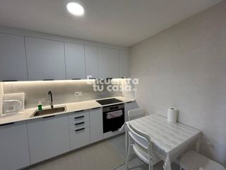 Flat  Avenida mestral. Apartamento reformado con gran terraza, garaje y acceso directo