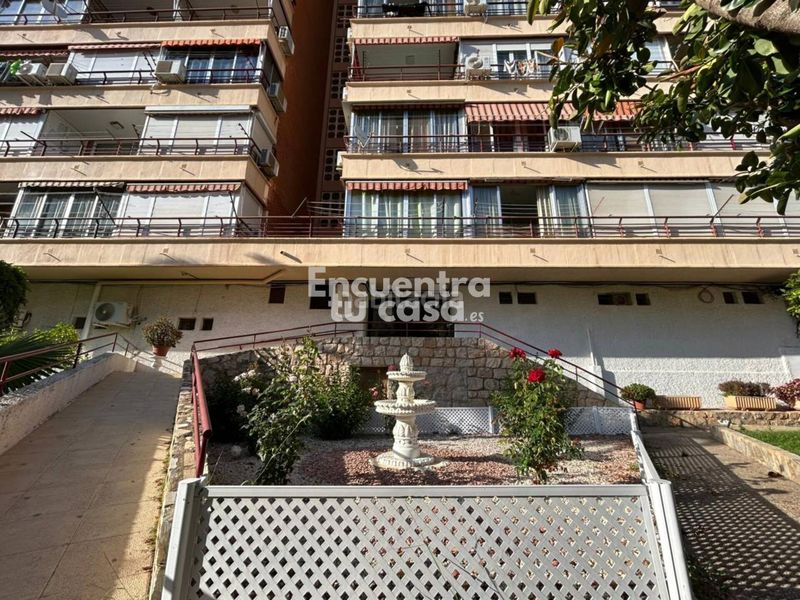 Foto d6201ed7-466c-40aa-aba1-6806026be5d8. Pis amb calefacció aparcament piscina a Rincón Alto Benidorm