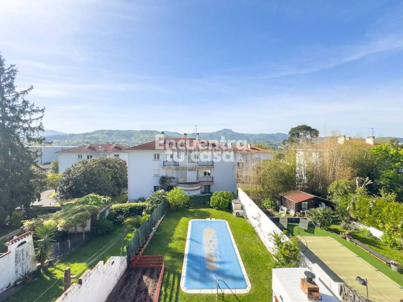 Foto 4381af97-4b4c-40e4-b794-85ac52fff9e0. Casa amb calefacció piscina a Hendaye