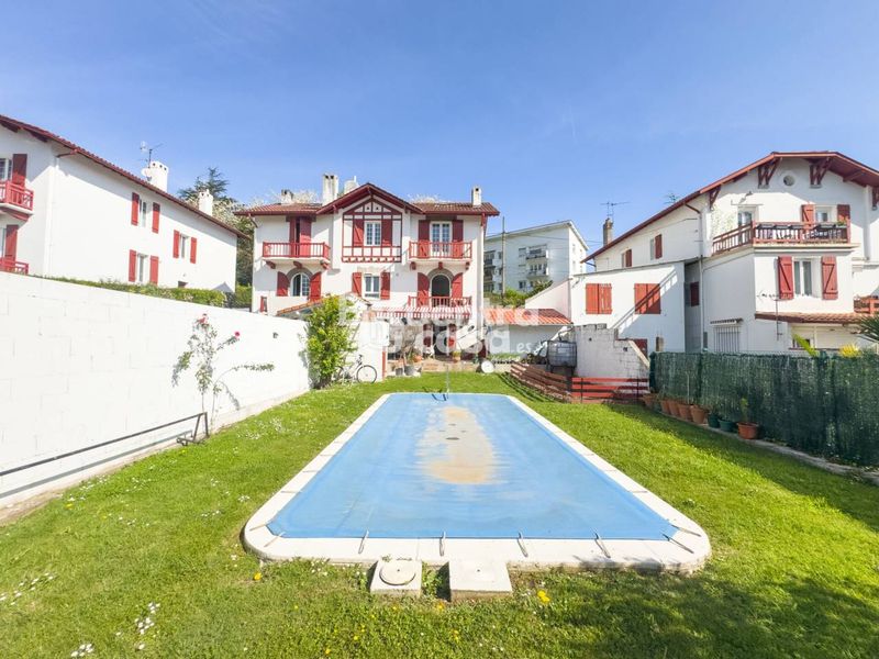 Foto 6c63e200-092e-4593-8a63-cfa6ef1901e8. Casa amb calefacció piscina a Hendaye