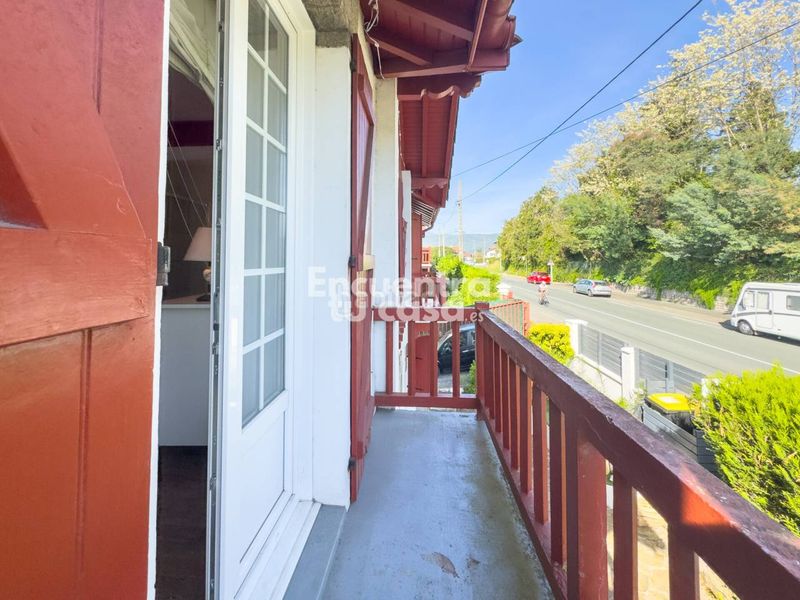 Foto b0fe4105-de33-4bf0-a298-ba40d7b56d93. Casa amb calefacció piscina a Hendaye