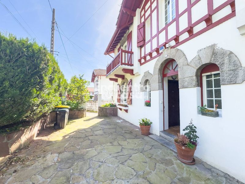 Foto c842adb8-7766-4153-beef-7b8b401d0be9. Casa amb calefacció piscina a Hendaye