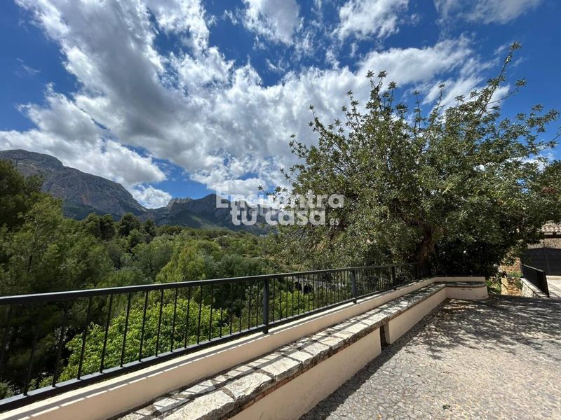 Foto 4d363f1e-ed70-474d-a5b3-842f3d2618a4. Pis amb aparcament a Xirles Polop