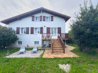 Casa  Calle empereur. Casa en venta en hendaye