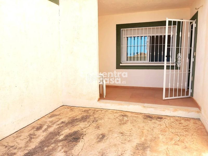Foto 35686a04-beb1-4995-adb4-477090c622e5. Casa adossada amb calefacció aparcament piscina a Finestrat