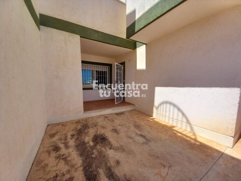 Foto e1dc5a9a-79de-446d-b40a-03be96e5f61a. Casa adossada amb calefacció aparcament piscina a Finestrat