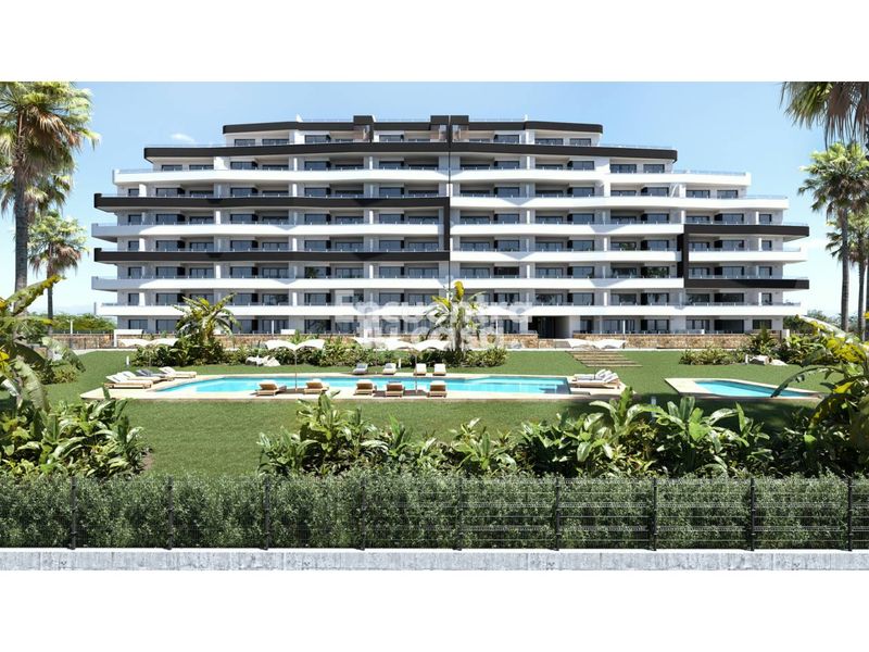 Foto cf45d6d4-4b2e-4f6f-87e5-73731cd1ac32. Pis amb aparcament piscina a San Miguel de Salinas