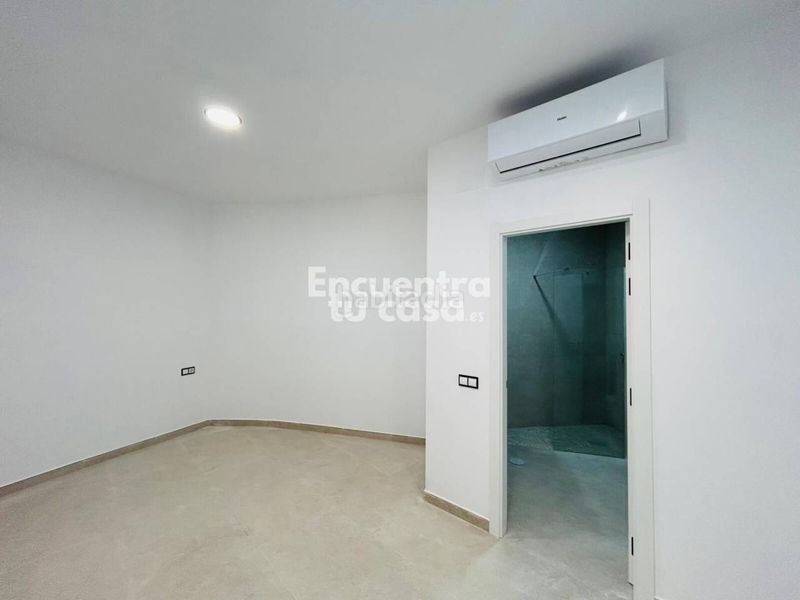 Foto 5ddc7006-672e-4159-b3d8-e8f87e4580d2. Apartament amb calefacció a Playa Levante Benidorm
