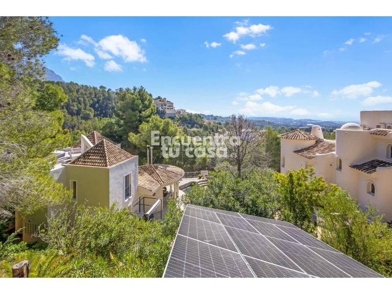Foto f6657510-73a3-456f-96c8-6425d6fa70ab. Xalet amb calefacció piscina a Altea ciudad Altea
