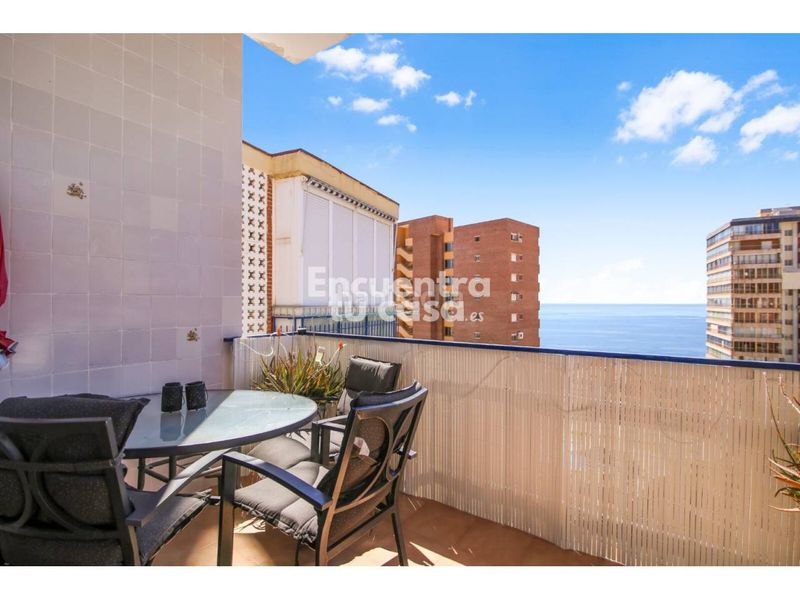 Foto b9bb6203-cc15-4742-96a5-0fe0ffd08a8a. Pis amb aparcament piscina a Playa Poniente Benidorm