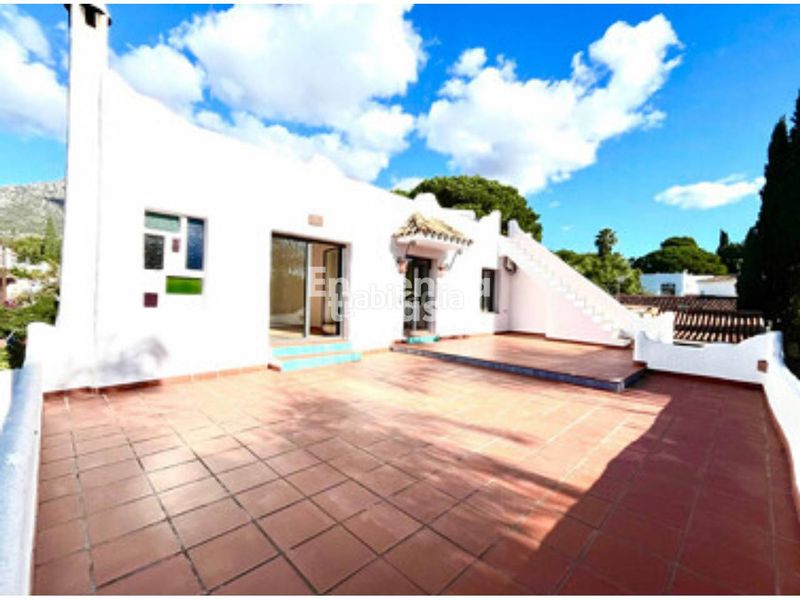 Foto b7dc76fd-a5c7-4800-897c-2de87b744501. Casa amb calefacció piscina a La Carolina - Guadalpín Marbella