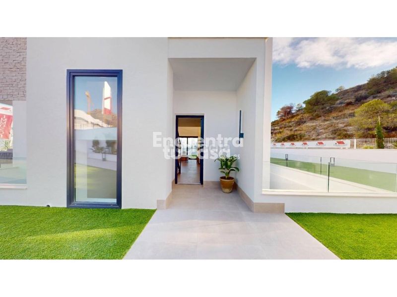 Foto d7625bb1-2250-45a1-961a-ade7aa5fa4e1. Xalet amb calefacció aparcament piscina a Finestrat pueblo Finestrat