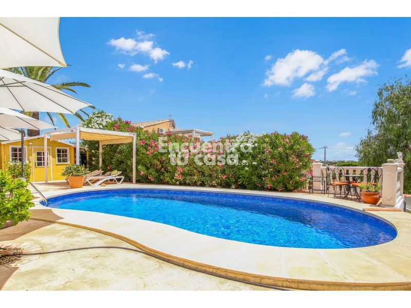 Foto b73cb5ec-f495-4f58-bc3a-6d7a44f60535. Xalet amb calefacció aparcament piscina a Marisol Park - Ortembach - Los Almendros Calp