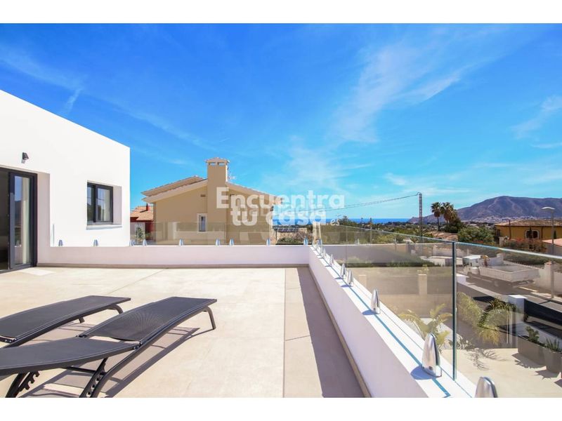 Foto e0c8bb8f-2ff2-419e-a0e0-1a9e09586d12. Xalet amb calefacció aparcament piscina a El Tossal-Bello Horizonte Nucia (la)