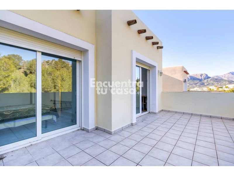 Foto 572242d7-9c5c-491b-92e4-43e905d8f4be. Casa adossada amb calefacció aparcament piscina a Calp