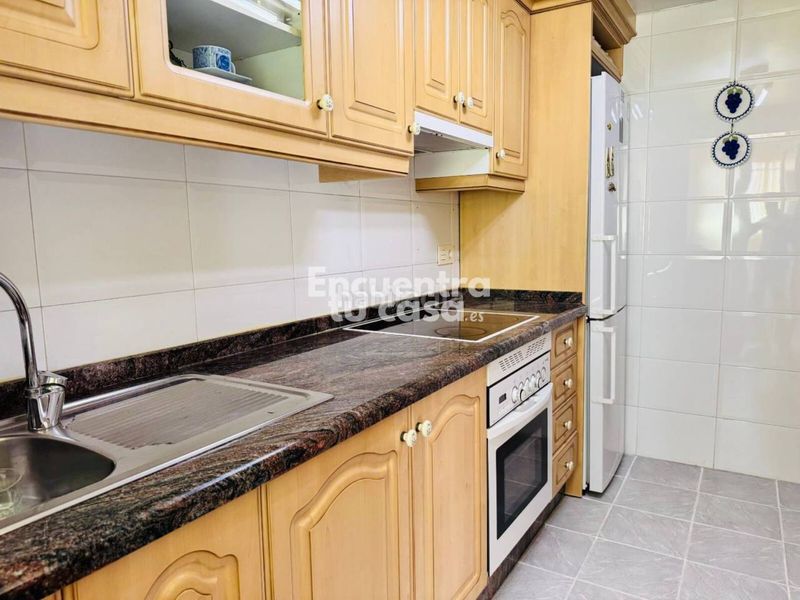 Foto c17c2fdf-ab33-4906-b3e2-921be1a2bcf2. Pis amb aparcament a cala Finestrat Finestrat