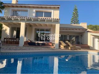 Affitto Casa a schiera  Calle toix. Villa pareada con piscina privada y máxima tranquilidad en santa