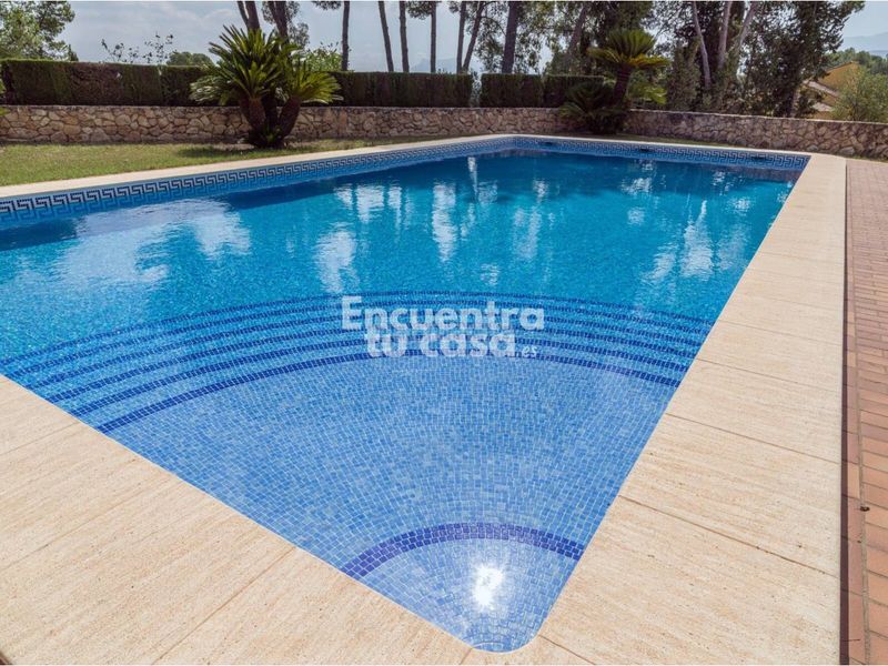 Foto d403f1e1-271c-4516-ba3a-990904d2e02a. Xalet amb calefacció aparcament piscina a Centro Ontinyent