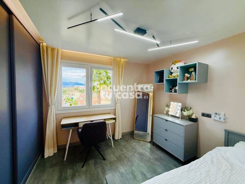 Foto d6fdc45b-4b1e-4a97-a226-016816190572. Duplex with heating pool in Rincón Alto Benidorm