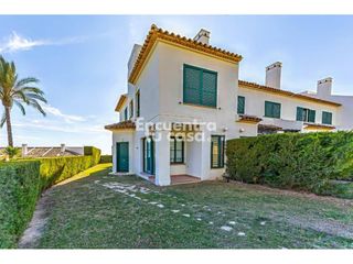 Rent Semi detached house  Calle londres. Adosado en golf bahía, finestrat  solo alquiler temporal desde s