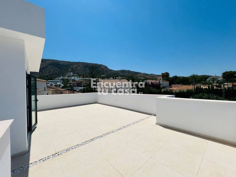 Foto 001b52d9-c2f5-486a-a489-02403fb333d3. Xalet amb calefacció piscina a L´Albir Alfàs del Pi (l´)