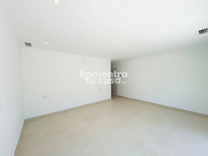 Foto 0fb6648b-988a-4a4c-8bf7-c785279f1663. Xalet amb calefacció piscina a L´Albir Alfàs del Pi (l´)