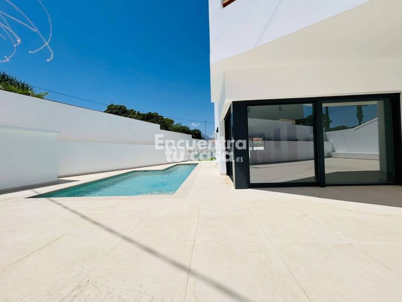 Foto 168dca30-5b05-45d8-b3bf-800a2ffb2f67. Xalet amb calefacció piscina a L´Albir Alfàs del Pi (l´)