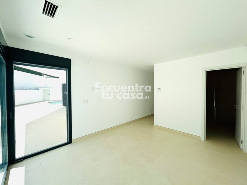 Foto 70a6104f-681d-42bf-babf-4a1040281876. Xalet amb calefacció piscina a L´Albir Alfàs del Pi (l´)