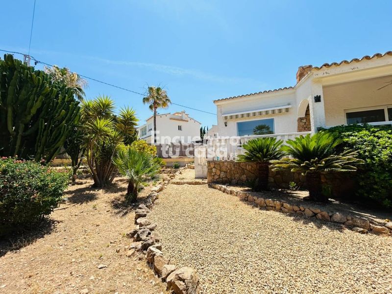 Foto 753d0e27-eacb-49e5-a4b1-6b2a30f58453. Xalet amb calefacció aparcament piscina a L´Albir Alfàs del Pi (l´)