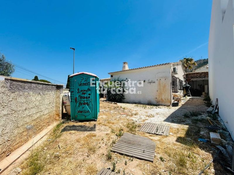 Foto f78b6958-2dae-463b-a09f-f9b01ab9b8fa. Xalet amb calefacció aparcament piscina a L´Albir Alfàs del Pi (l´)