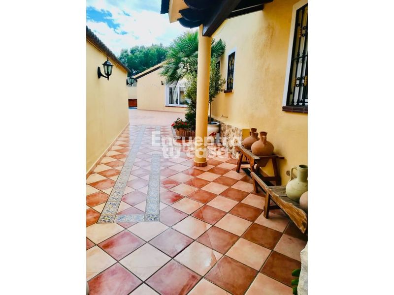 Foto 98e88a1e-4045-4328-b0c6-7d3d08285aa5. Xalet amb calefacció aparcament piscina a Barranco Hondo Nucia (la)
