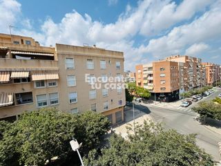 Pis a Calle Olof Palme