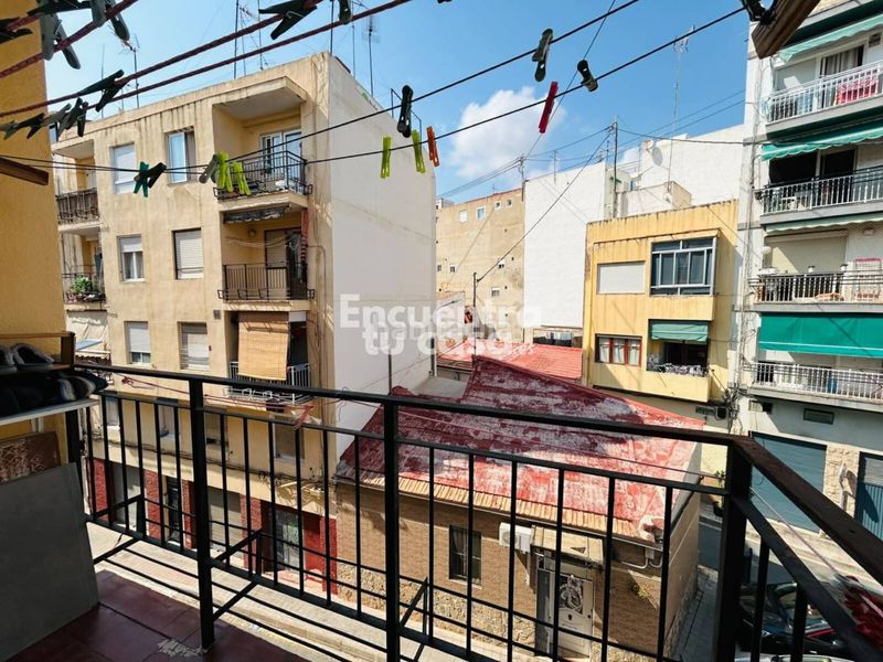 Foto b477afdd-9eb7-4fb6-a945-d63e3fe47dd2. Pis a Carolinas Bajas Alicante