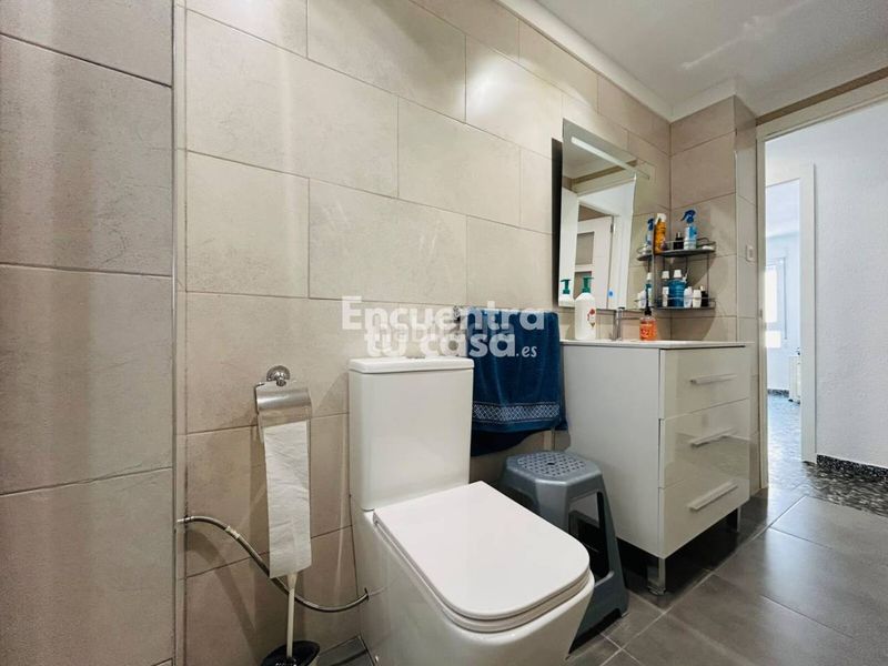 Foto f3d6486d-9060-461b-8a3e-2f2b8e52fd60. Pis a Carolinas Bajas Alicante
