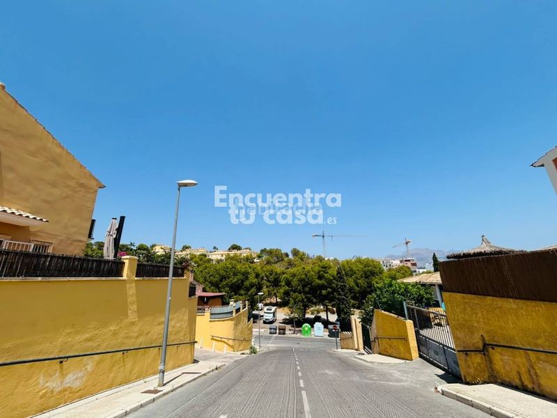 Foto 011fe7ba-b04a-4f96-81b4-977b139e4f0e. Casa aparellada amb calefacció aparcament a Montebello - Nou Espai Nucia (la)