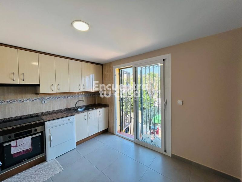 Foto 150bcc39-d0c2-49e5-a46f-ac24f0c974cc. Casa aparellada amb calefacció aparcament a Montebello - Nou Espai Nucia (la)