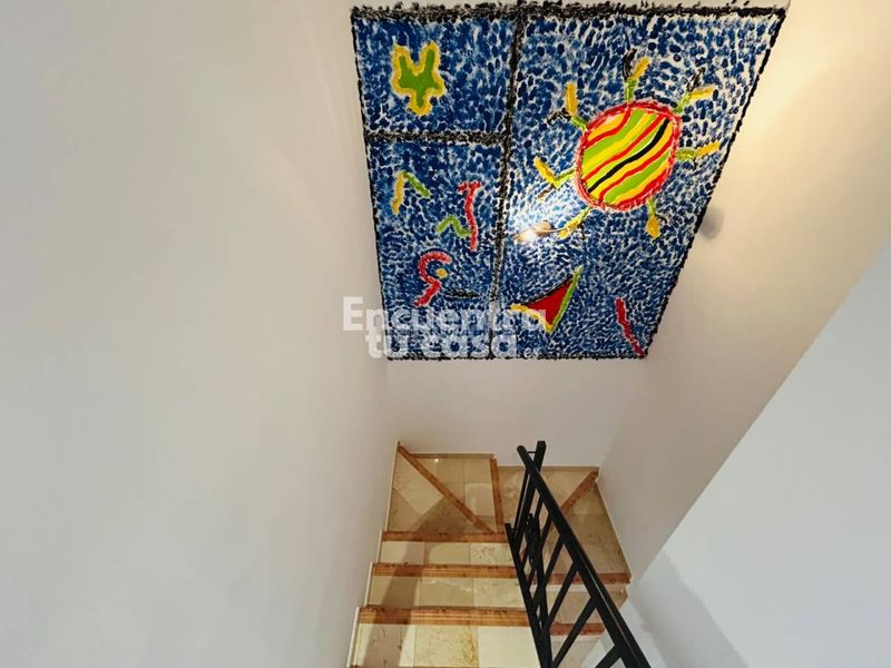 Foto 53c667a9-8d52-4e98-8fba-1a7b96d7a593. Casa aparellada amb calefacció aparcament a Montebello - Nou Espai Nucia (la)