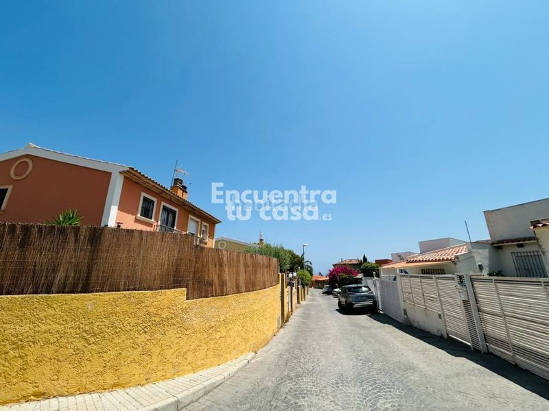 Foto d20ffe9e-e3ee-4b58-afa9-1cbf47e337bf. Casa aparellada amb calefacció aparcament a Montebello - Nou Espai Nucia (la)