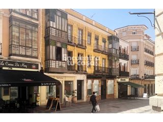 Edifici a Calle mayor 16. Edificio de 6 viviendas en el casco histórico de guadalajara  op