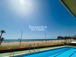 Appartamento  Avenida villajoyosa. Piso en primera línea de playa de poniente con 4 dormitorios, ga