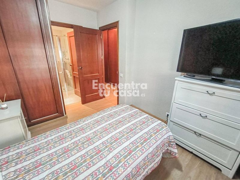 Foto a27a307d-4fe5-4d9f-b7e6-a839bbf4f0d8. Pis amb calefacció aparcament piscina a balcón de Finestrat-terra marina Finestrat
