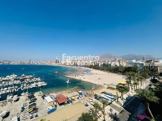 Duplex  Calle condestable zaragoza. Dúplex en venta con vistas al mar en el casco antiguo de benidor