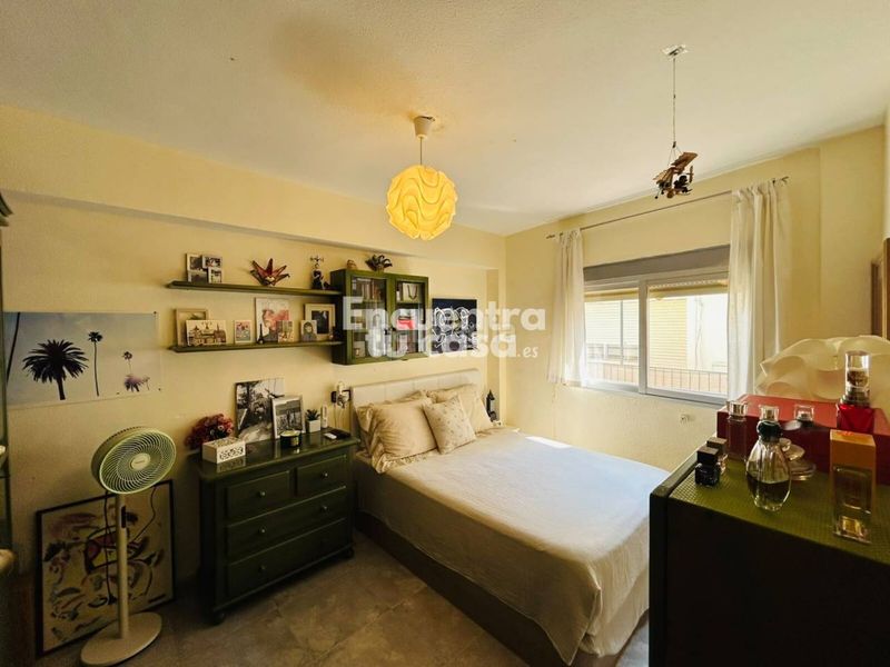 Foto 266d3685-e98f-4de8-bd77-5d39272e699e. Duplex with heating in Casco Antiguo - Puerto Benidorm