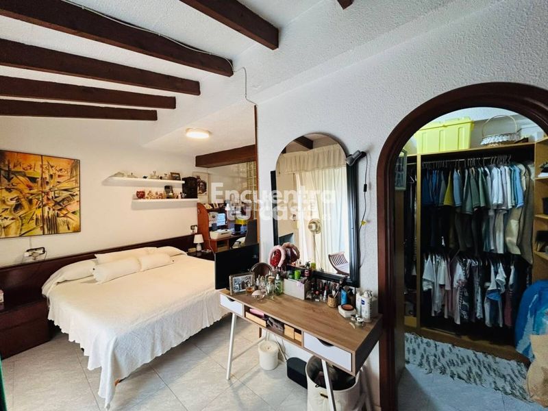 Foto a831dd15-2d78-450c-9800-6f86e20939b7. Duplex with heating in Casco Antiguo - Puerto Benidorm